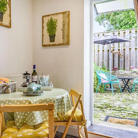 Wayside Cottage Дарлингтън Екстериор снимка