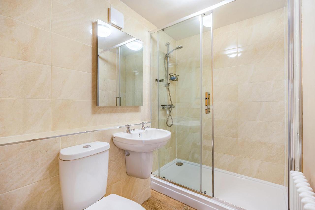 Wayside Cottage Дарлингтън Екстериор снимка